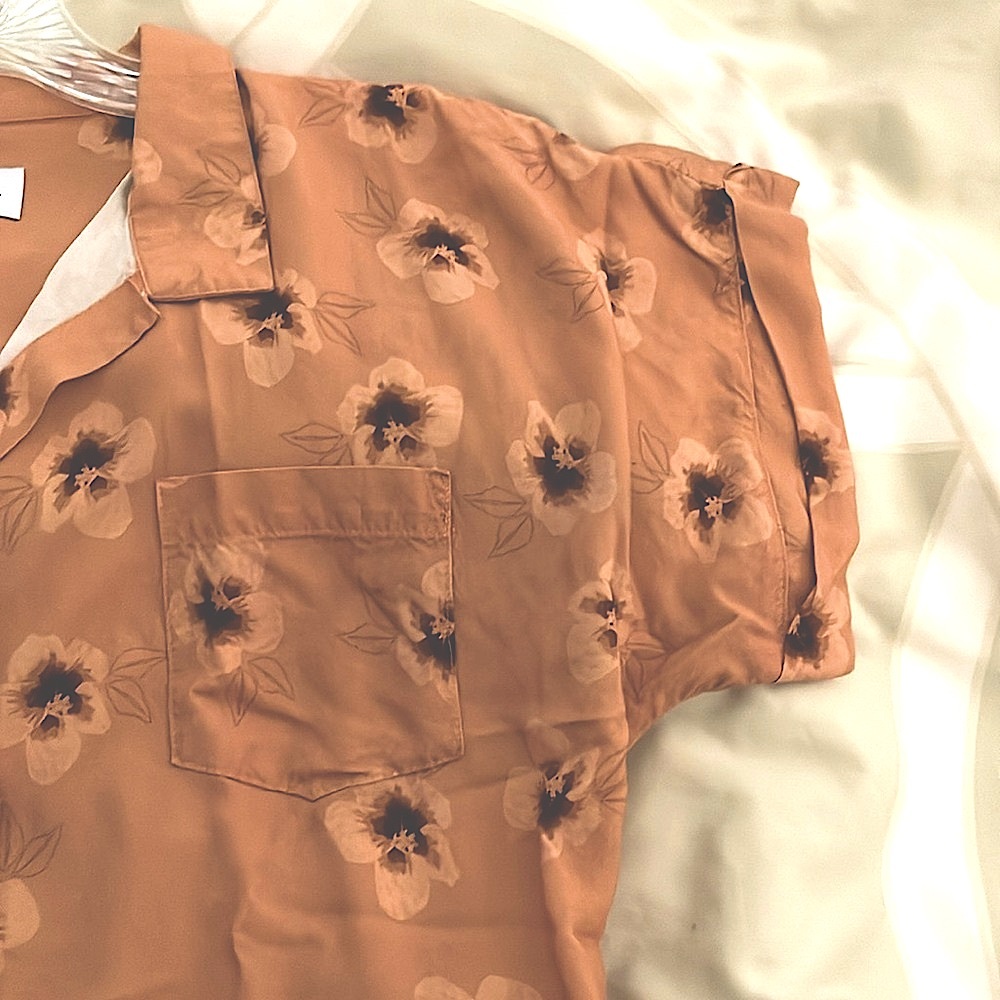POLANI Button-Up Blouse - Picture 5 of 8